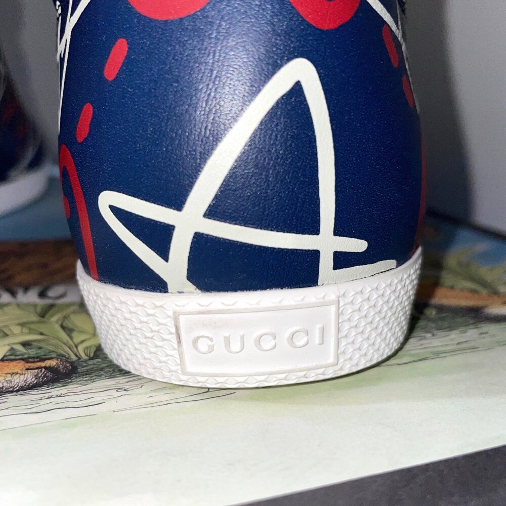 Gucci Ghost Logo High-top Star Leather Sneakers - Picture 6 of 12